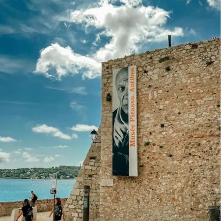 Sun-beach Avec Parking Et Jardin - 500m Des Plages De Juan Les Pins Апартаменты